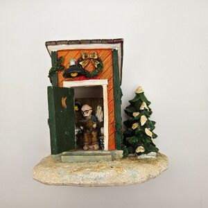 Vintage‎ Christmas Outhouse Scene Miniature Figurine Old Man Reading Newspaper